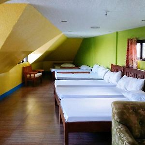 Reddoorz Hostel At Baguio Tourist Cabin